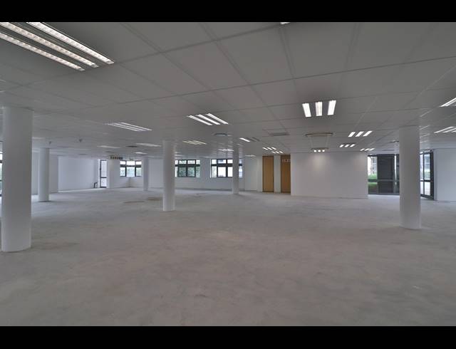 536M² OFFICE TO LET IN WATERFALL